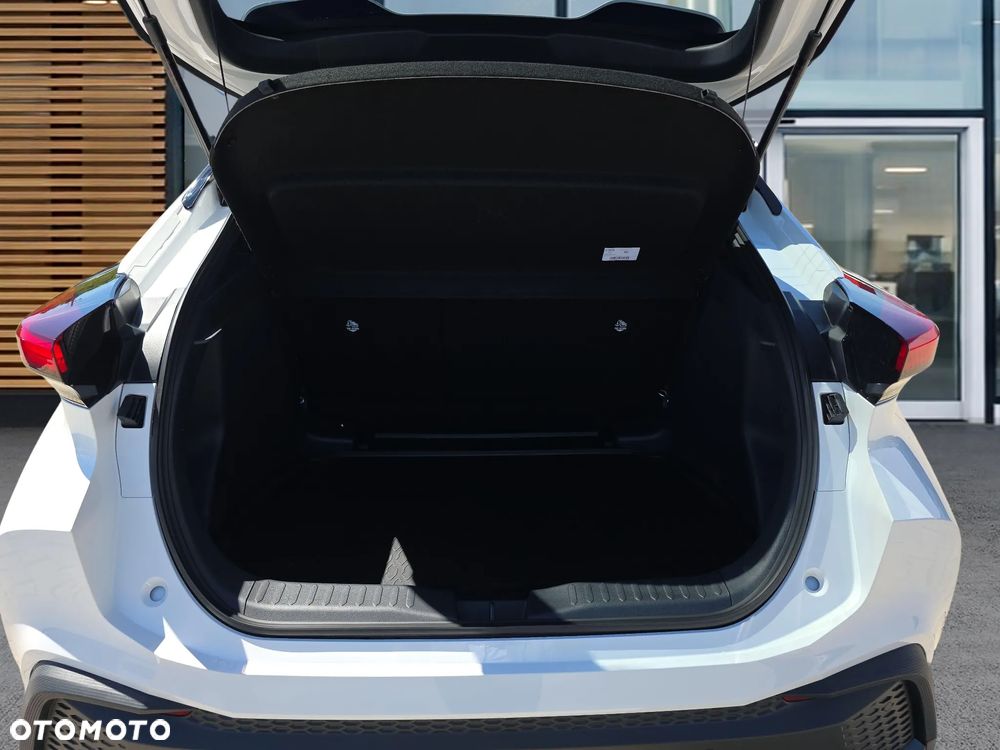 Toyota C-HR - 14