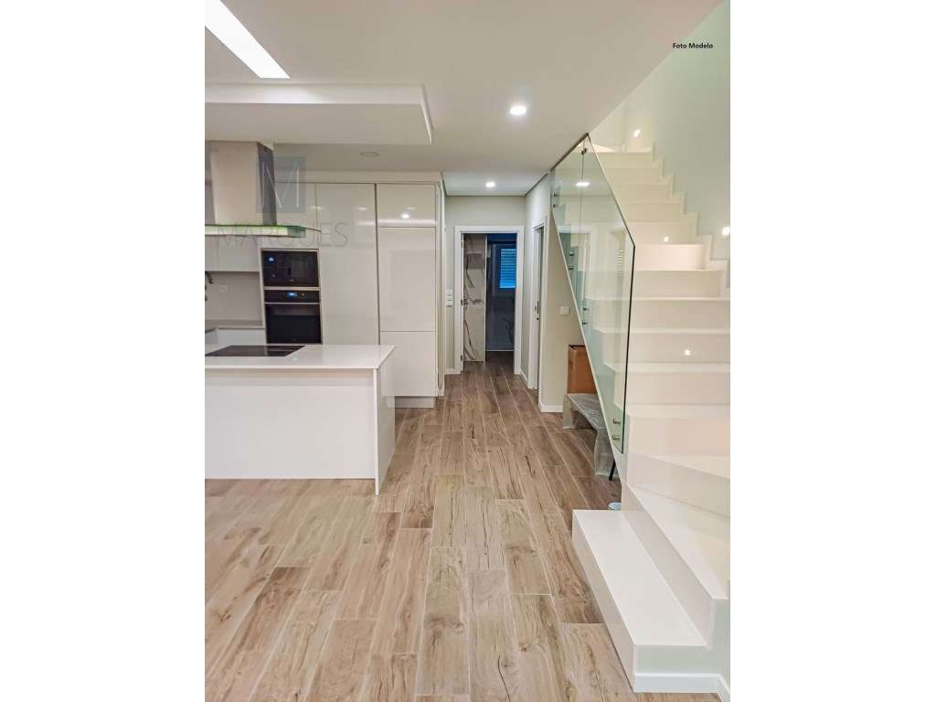 Moradia T2 Duplex com 1 Suite, Terraço e Logradouro no Pinhal do Ge... - Grande imagem: 4/18