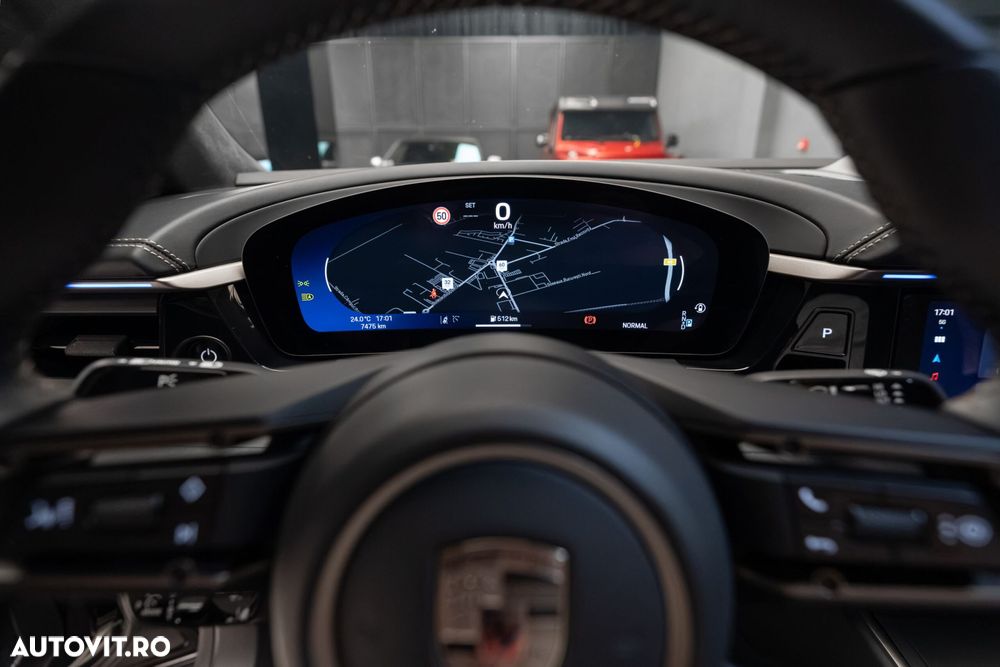 Porsche Macan Turbo 100 kWh - 22