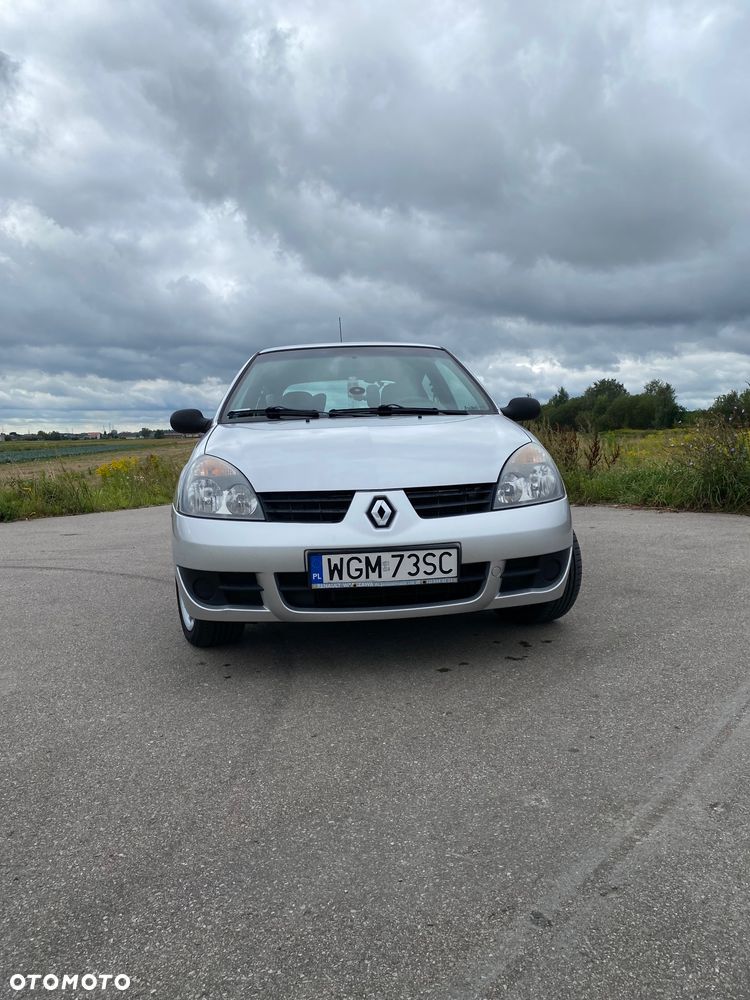 Renault Clio - 2