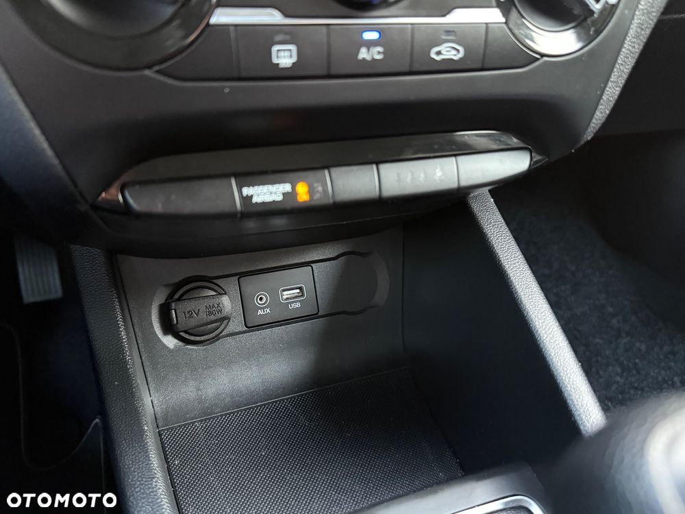 Hyundai i20 1.2 Select - 27