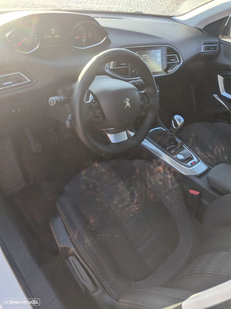 Peugeot 308 SW - 8