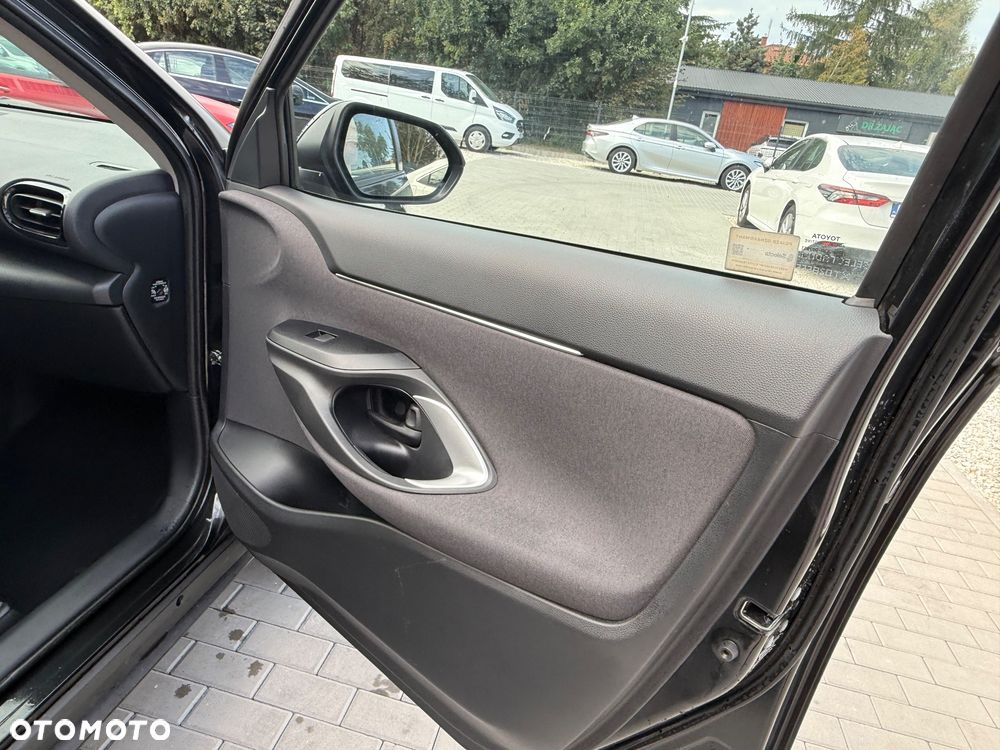 Toyota Yaris Cross Hybrid 1.5 Comfort - 24