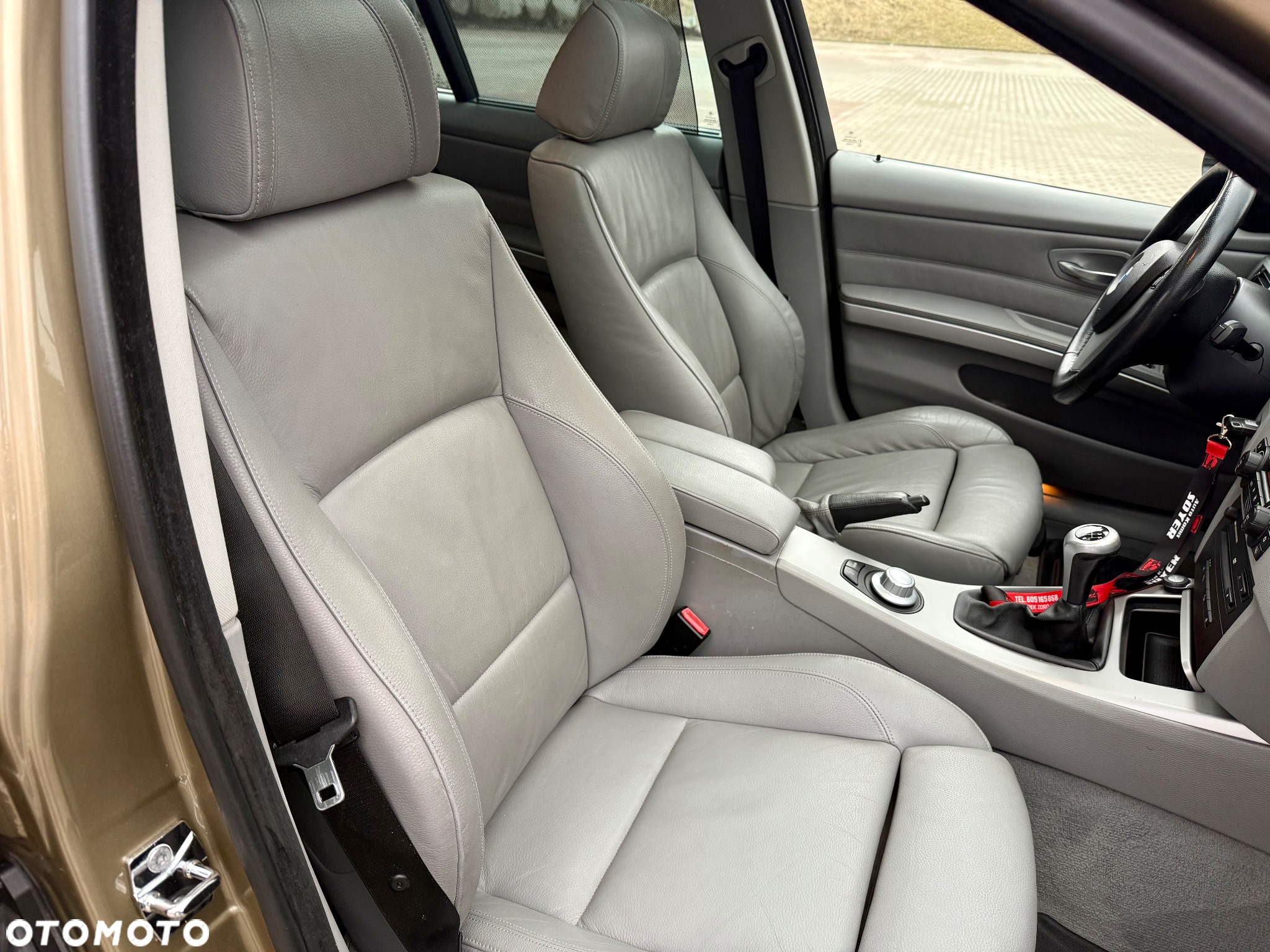 BMW Seria 3 325xi - 17