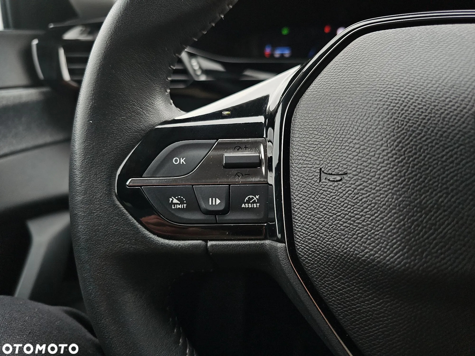 Peugeot 308 1.2 PureTech Allure S&S EAT8 - 14