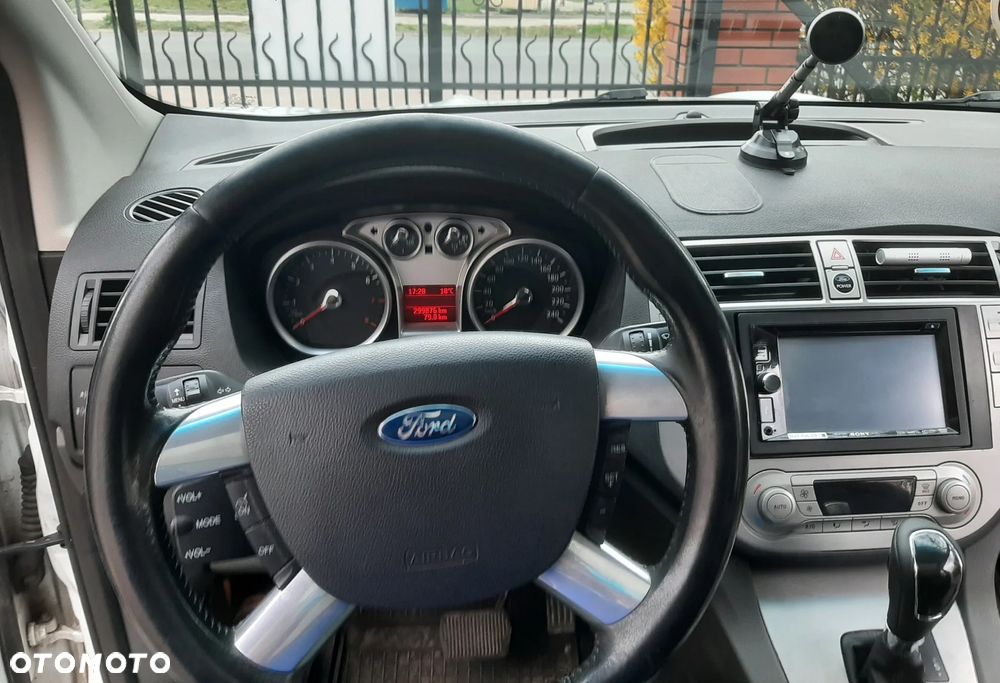 Ford Kuga 2.5 4x4 White Magic - 13