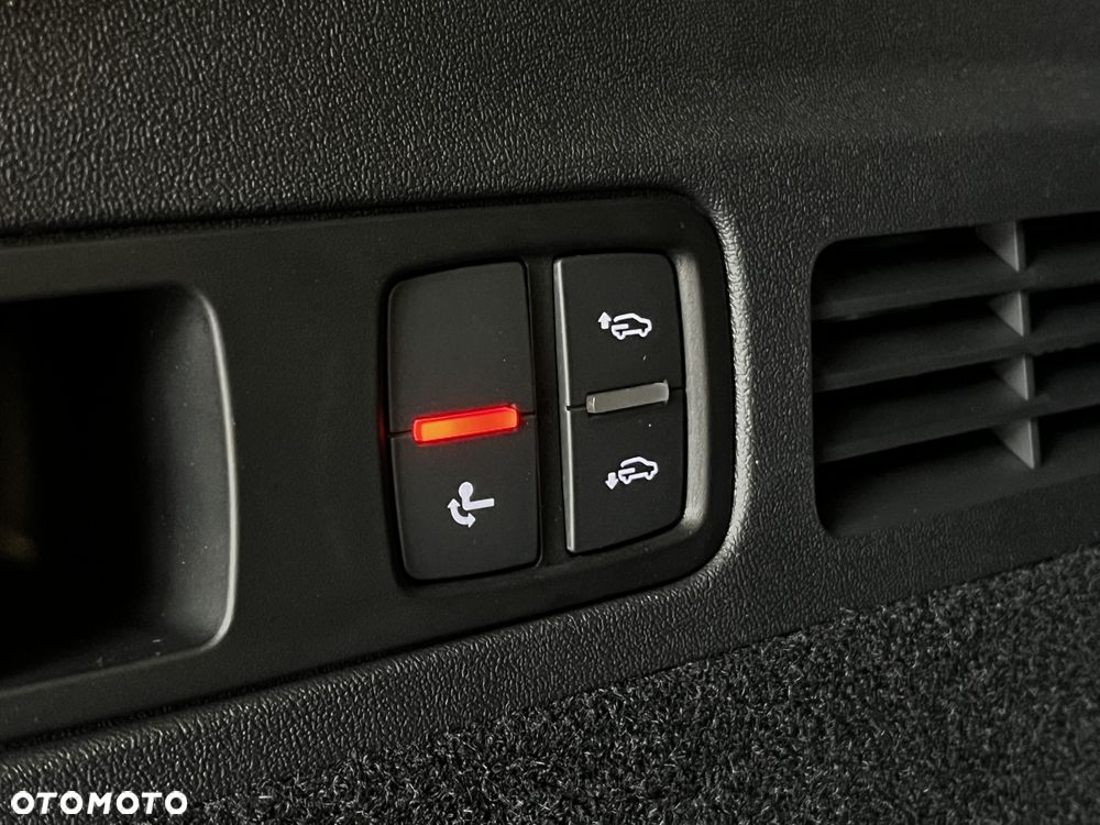 Audi SQ5 TFSI mHEV 270 kW Quattro S tronic - 37