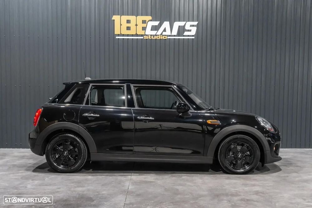 MINI 5 Portas One D - 40
