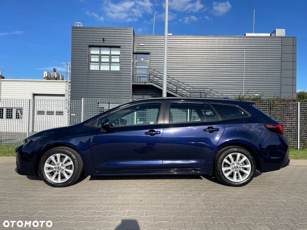 Toyota Corolla 1.8 Hybrid Comfort - 18