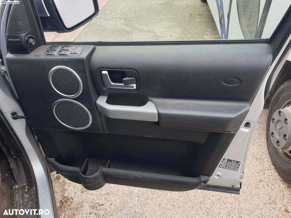 Panou Tapiterie Fata Usa Interioara de pe Usa Portiera Dreapta Fata cu Defect Land Rover Discovery 3 L319 2004 - 2009 [K5357] - 2