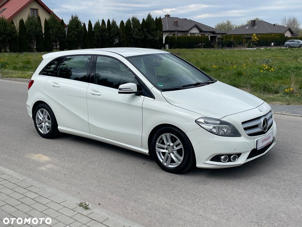Mercedes-Benz Klasa B 180 CDI (BlueEFFICIENCY) 7G-DCT - 33