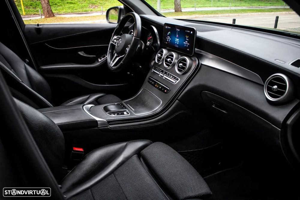 Mercedes-Benz GLC 300 e 4Matic - 25