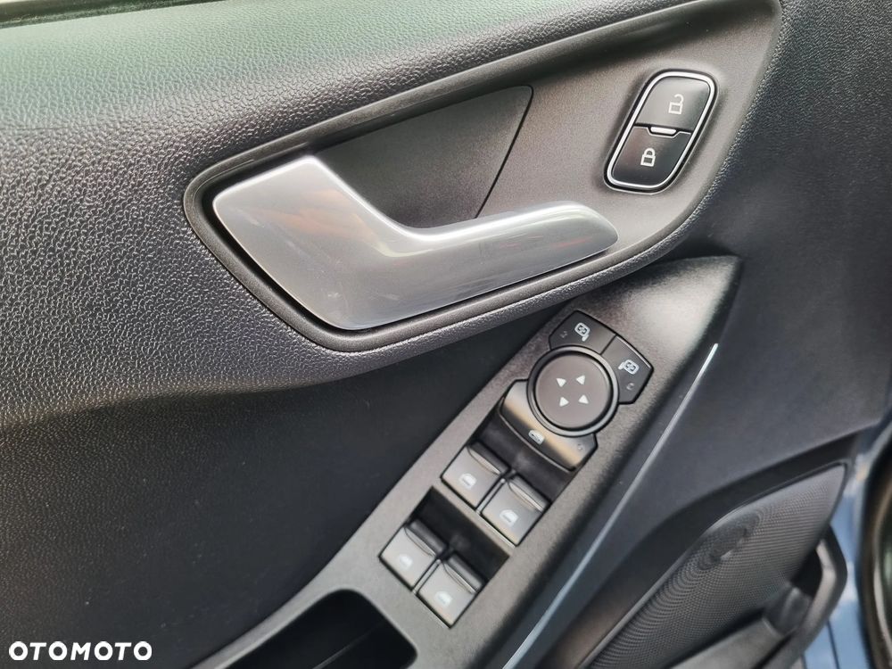 Ford Fiesta - 21
