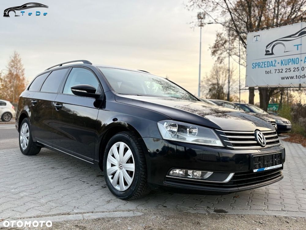 Volkswagen Passat 1.6 TDI DPF BlueMot Highline - 1