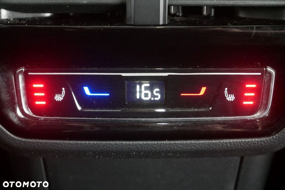 Volkswagen Arteon 2.0 TSI R-Line DSG - 28