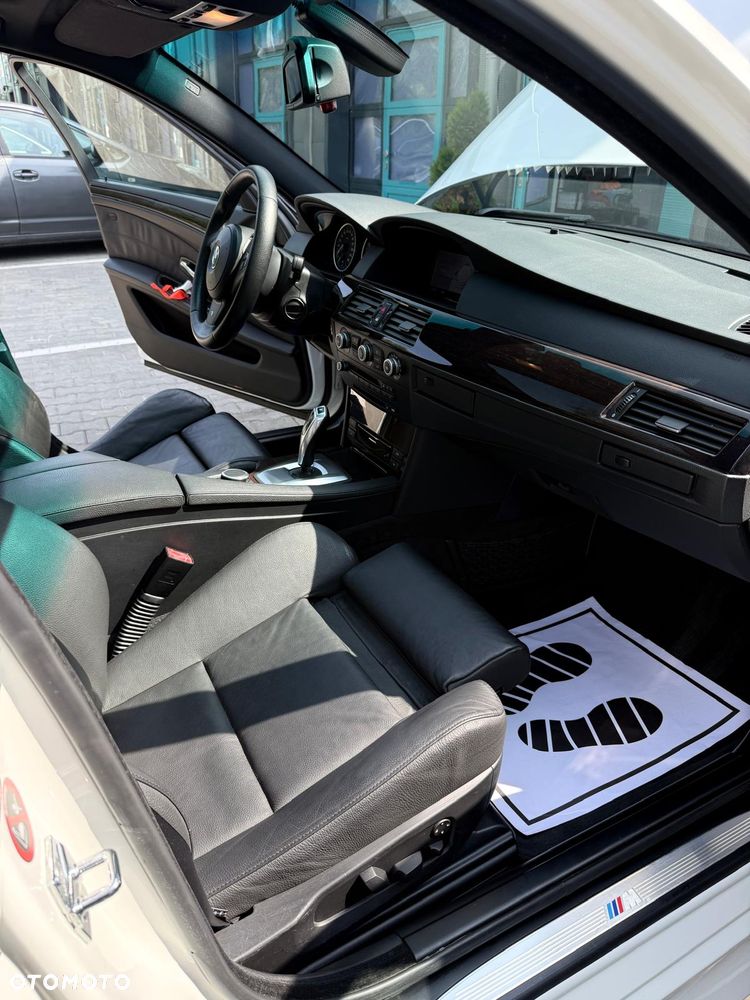 BMW Seria 5 - 25