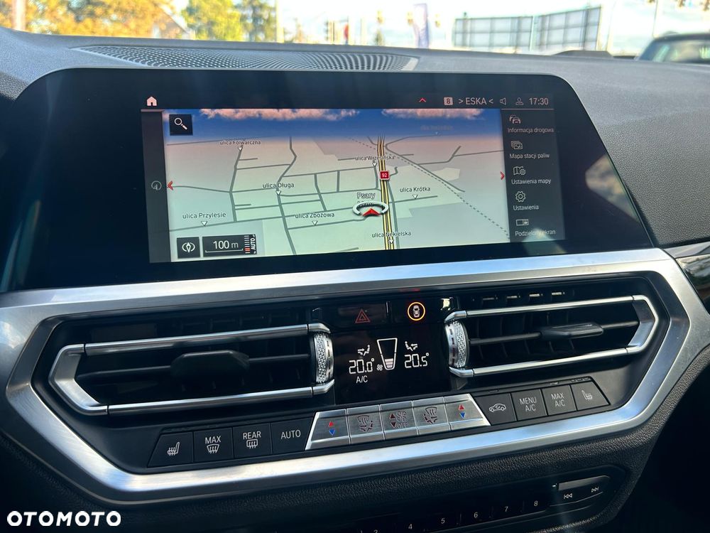 BMW Seria 3 320d xDrive - 32
