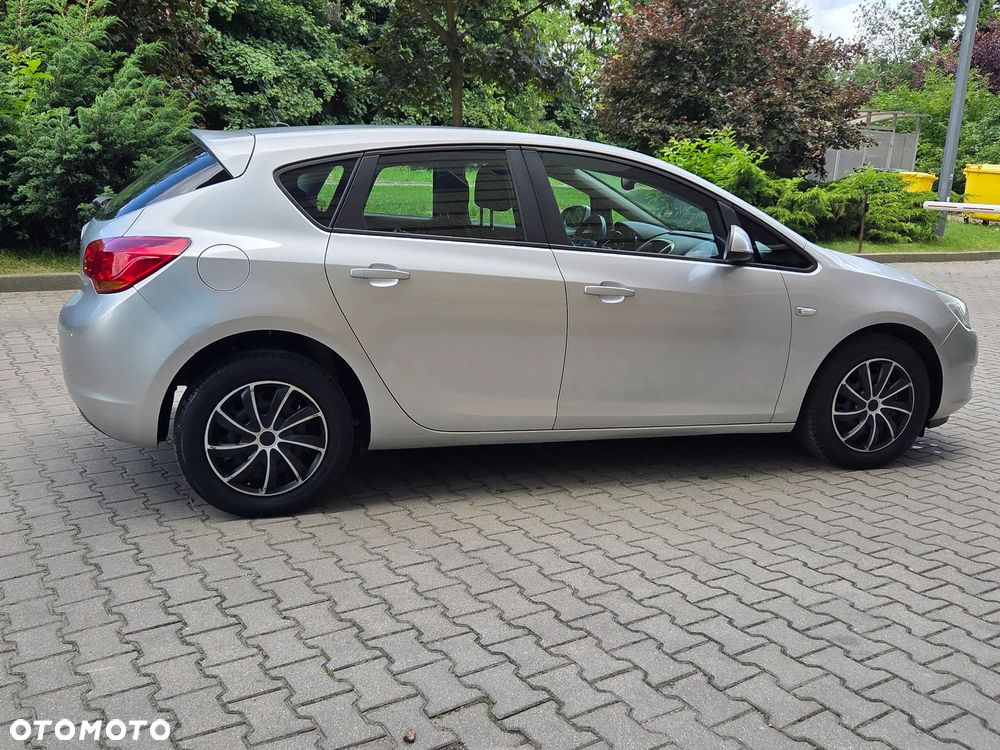 Opel Astra 1.6 Active - 3
