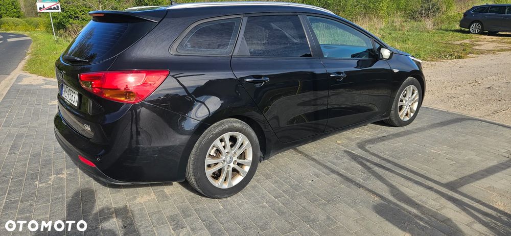 Kia Ceed Cee'd 1.6 CRDi L - 4