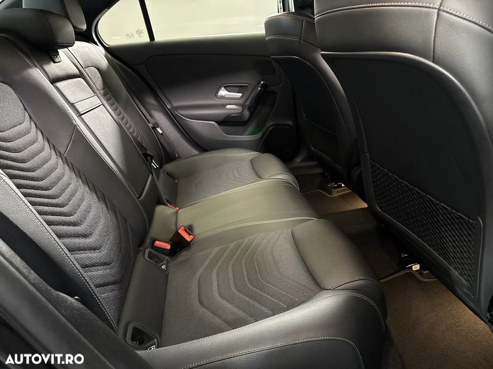 Mercedes-Benz A 200 d Sedan Aut. - 13