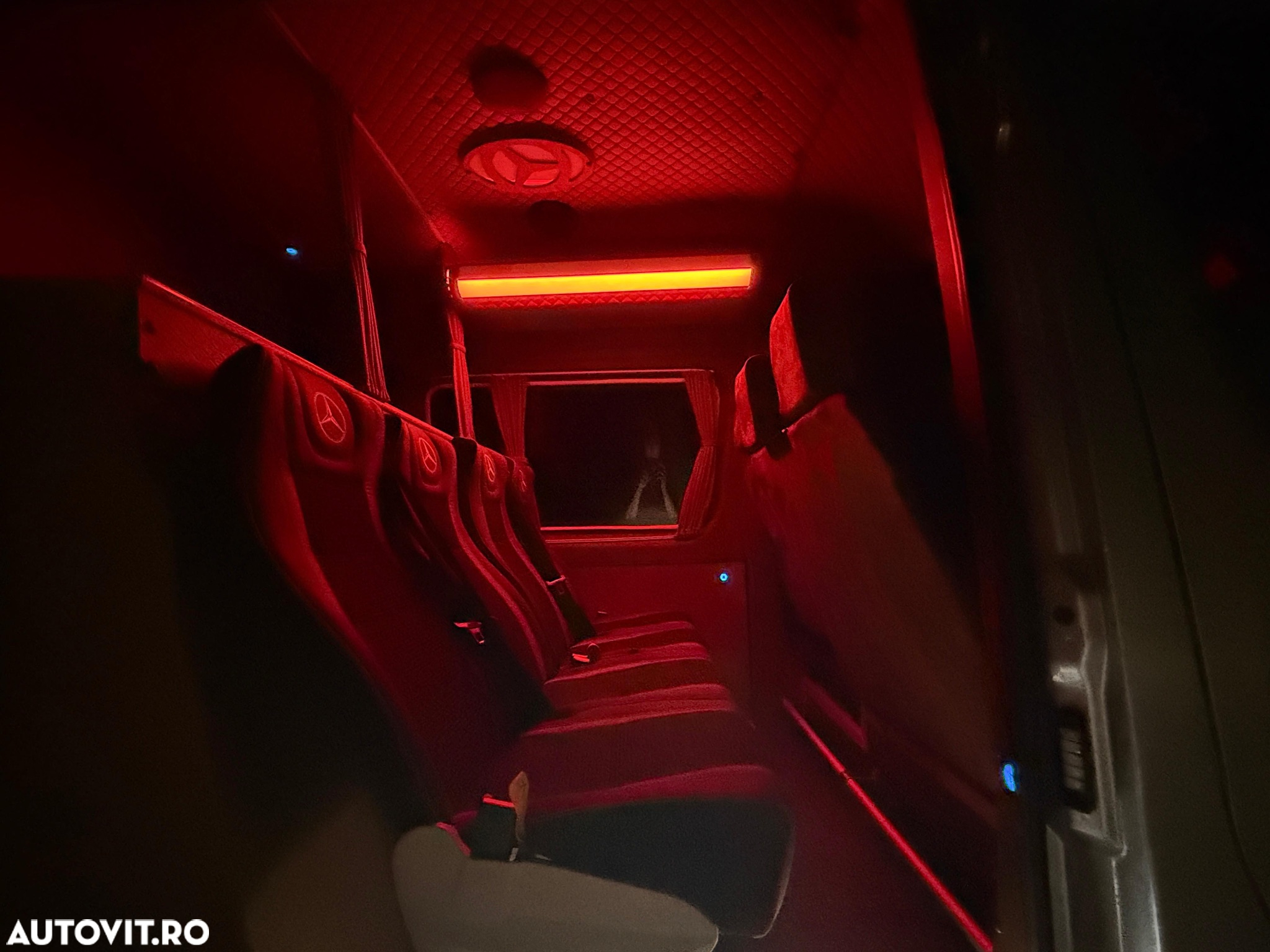 Mercedes-Benz Sprinter - 9