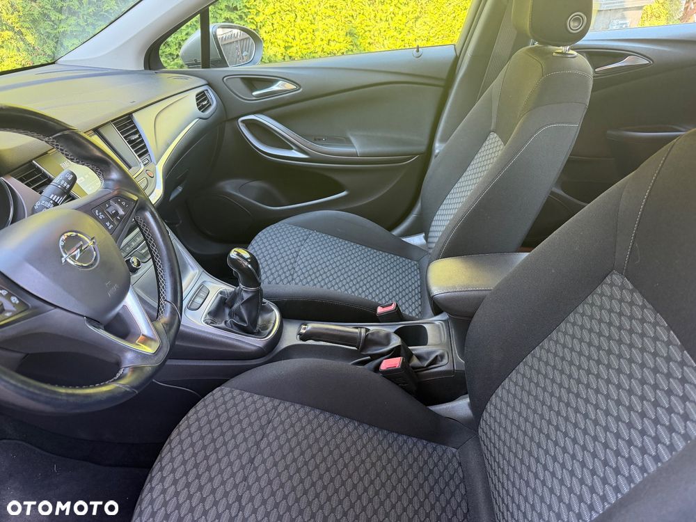 Opel Astra 1.4 Turbo Dynamic - 29
