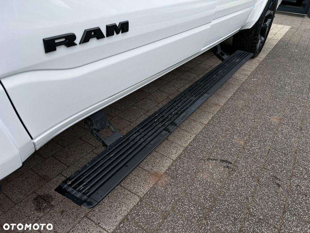 RAM 1500 Crew Cab Limited - 34