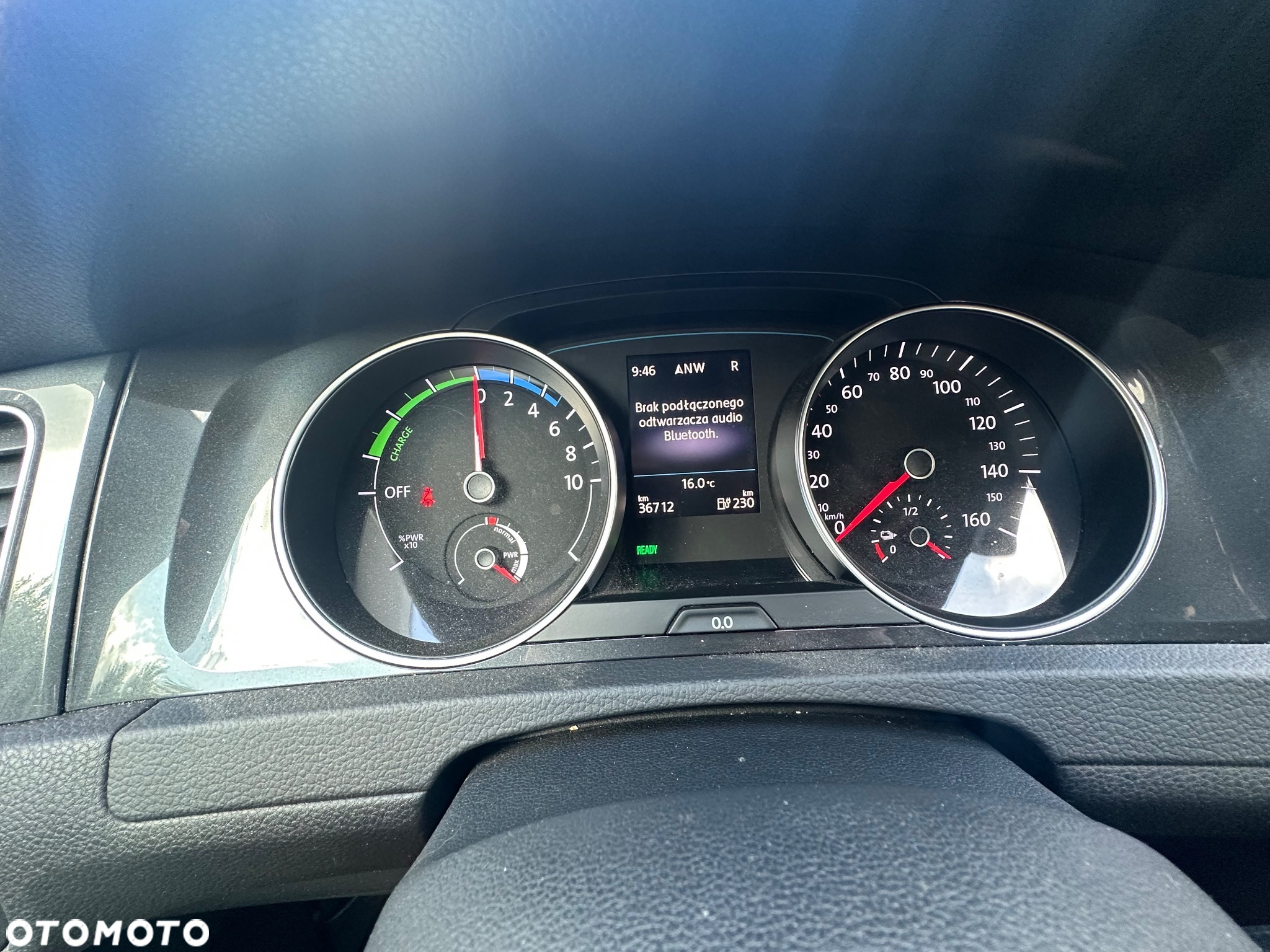 Volkswagen Golf e-Golf - 15