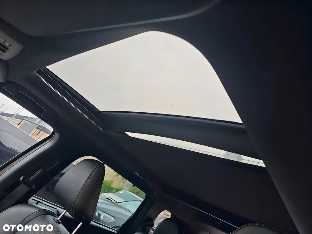 Mitsubishi Outlander - 12