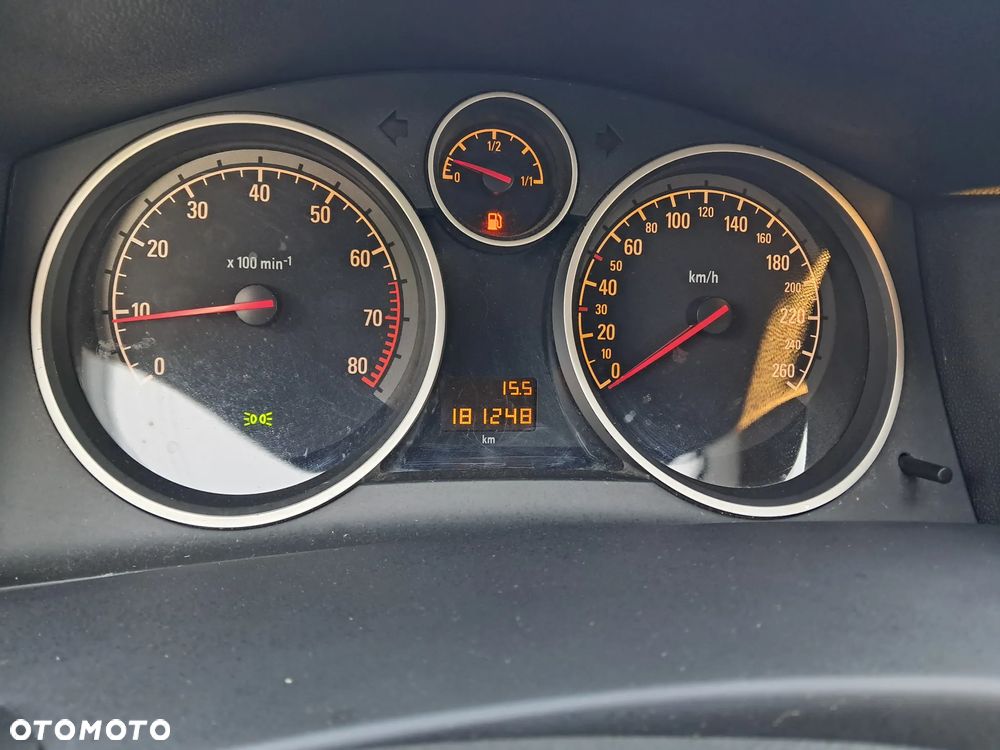 Opel Astra 1.6 Selection - 18
