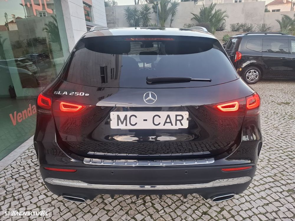 Mercedes-Benz GLA 250 e 8G-DCT AMG Line - 4