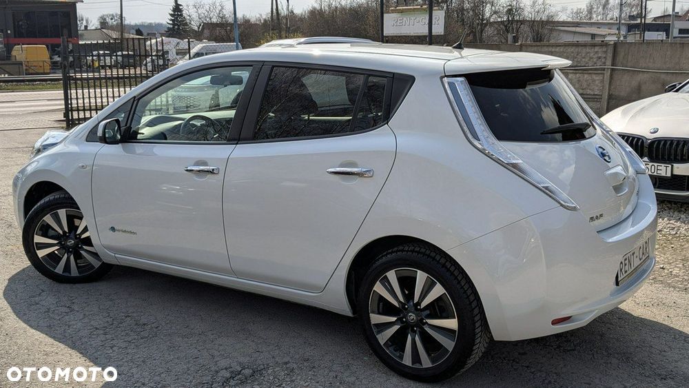Nissan Leaf - 8