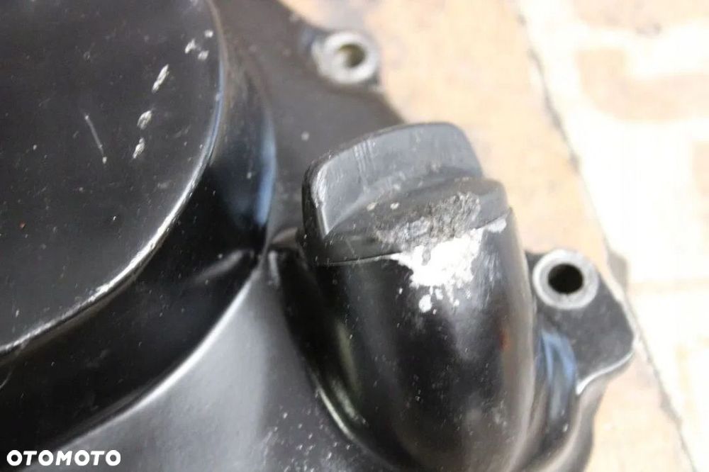 POKRYWA DEKIEL SILNIKA HONDA VF400 F - 2