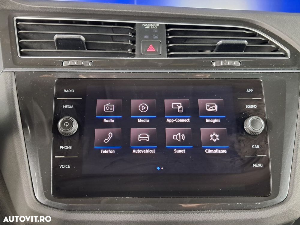 Volkswagen Tiguan - 14