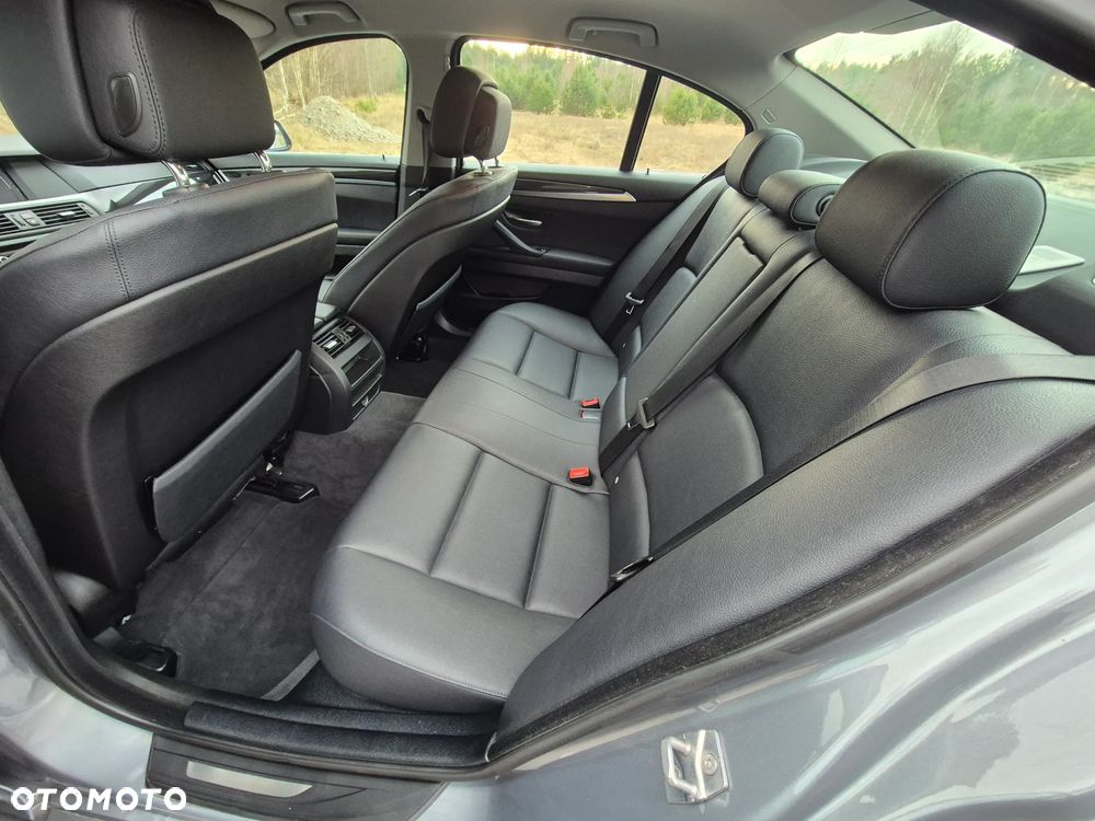 BMW Seria 5 - 30