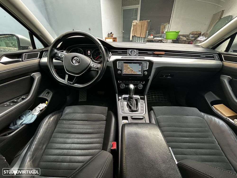 VW Passat 2.0 TDI Highline DSG - 6