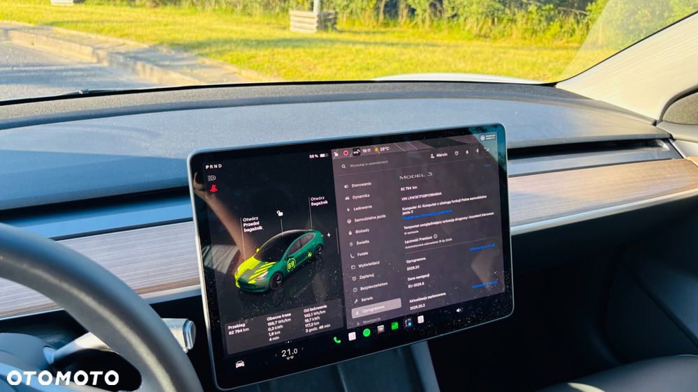 Tesla Model 3 - 14