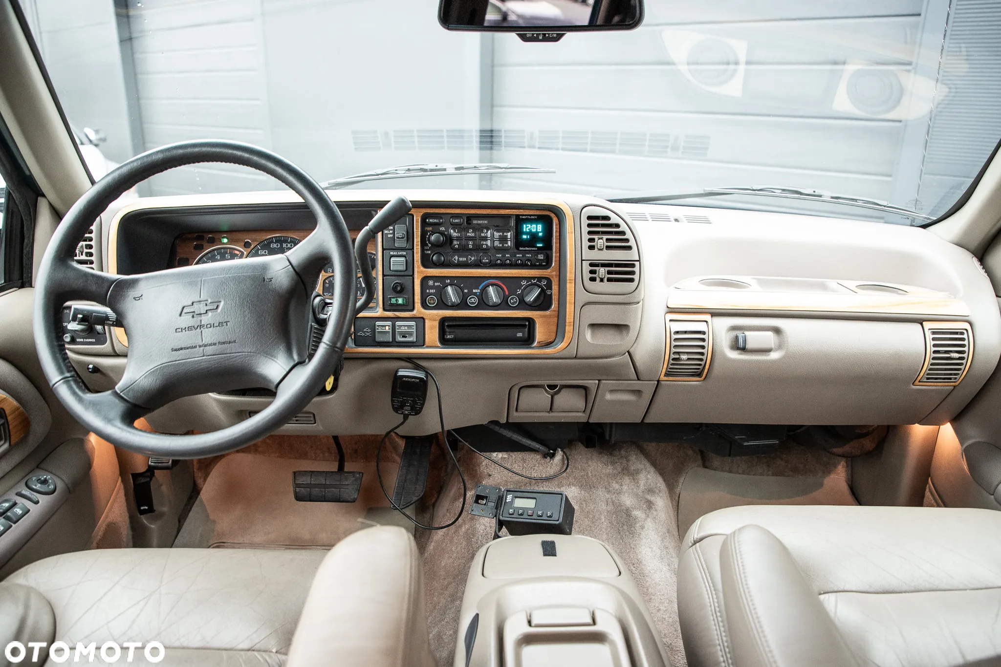 Chevrolet Tahoe - 25