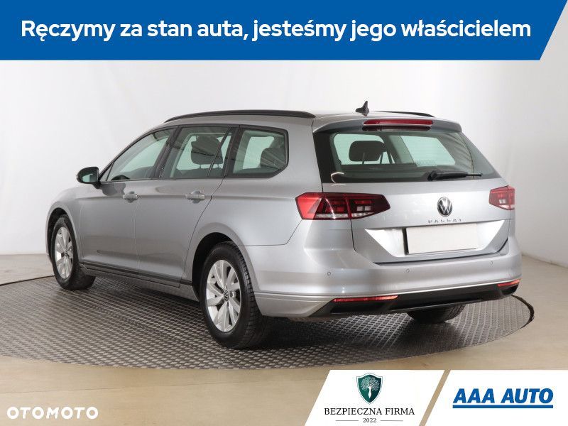 Volkswagen Passat - 5