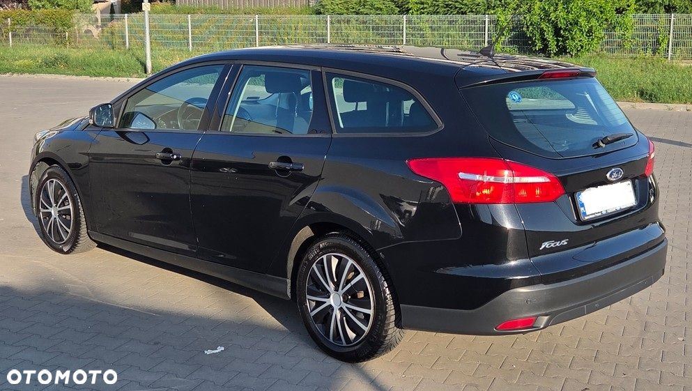 Ford Focus 1.6 Edition - 3
