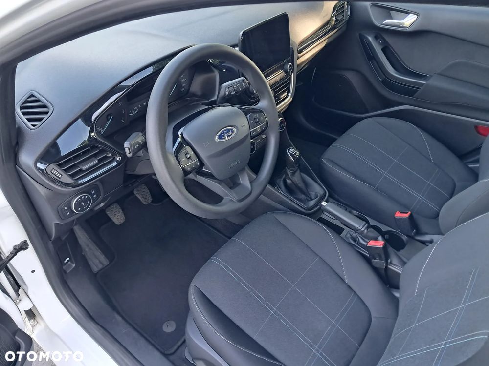 Ford Fiesta - 13
