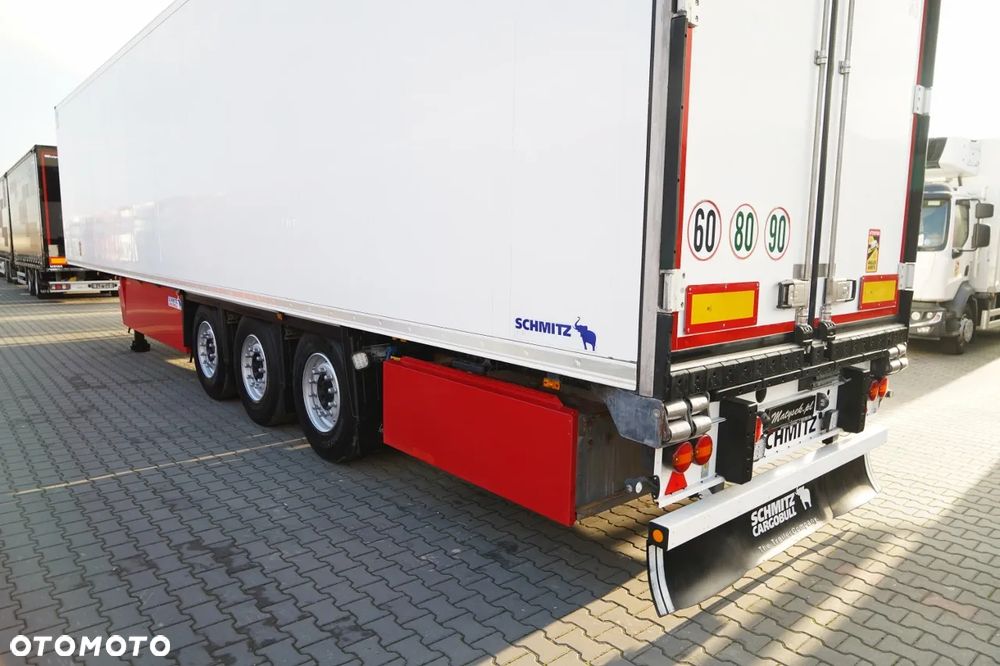 Schmitz Cargobull CHŁODNIA / CARRIER VECTOR 1550 / 2x  OŚ PODNOSZONA / DOPPELSTOCK / KOSZE NA PALETY - 11