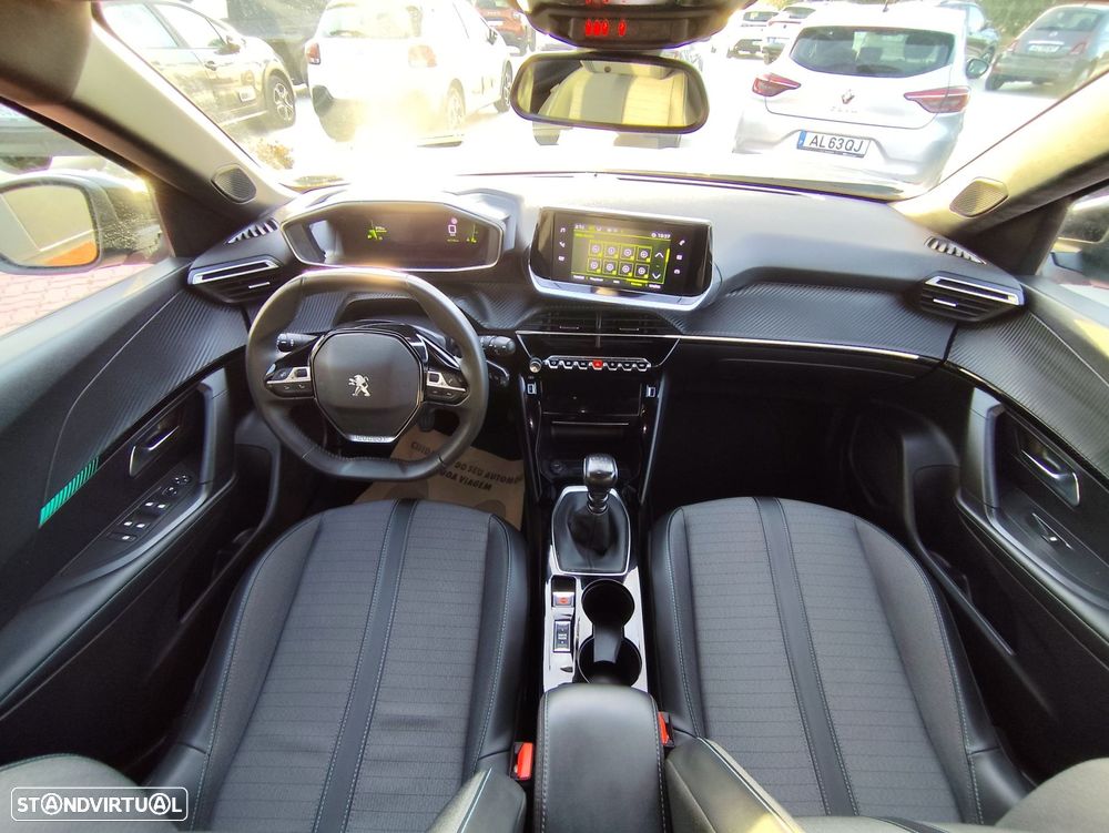 Peugeot 2008 1.2 PureTech Allure Pack - 13