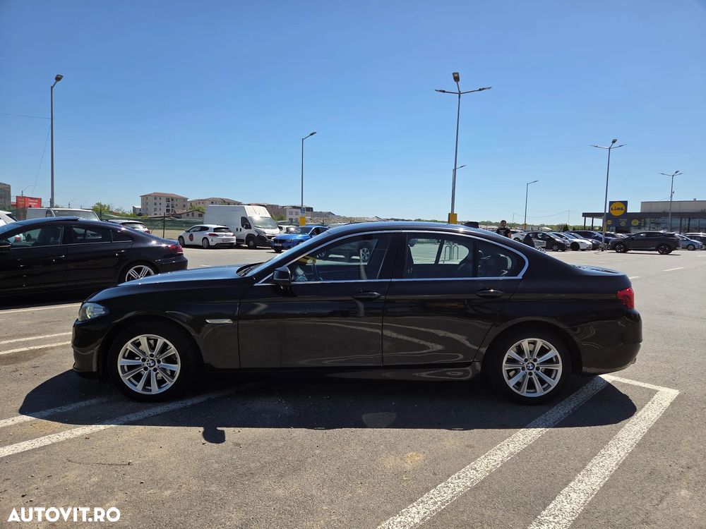 BMW Seria 5 520d xDrive - 3
