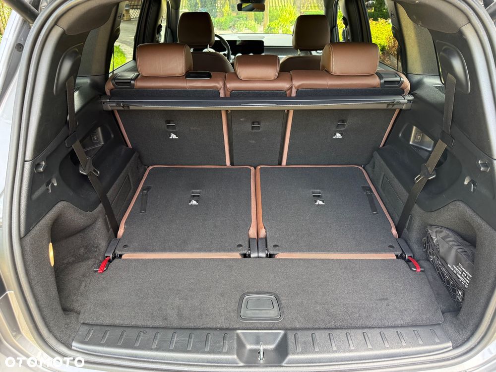 Mercedes-Benz GLB 200 d 4-Matic AMG Line 8G-DCT - 26