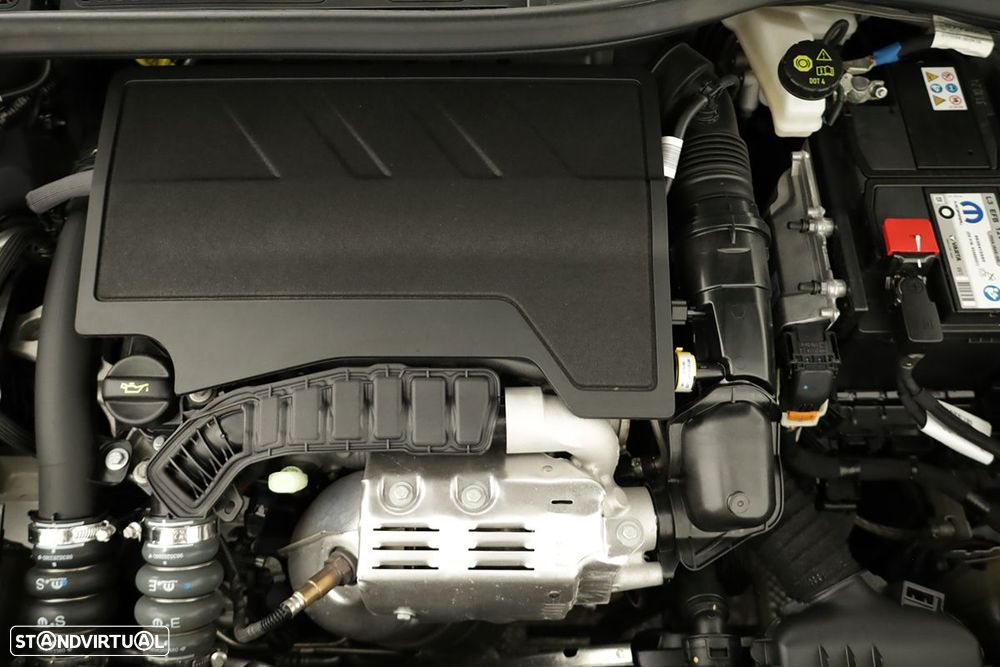 Peugeot 2008 1.2 PureTech Allure - 24