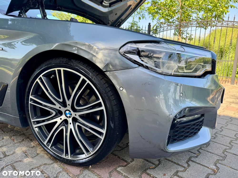 BMW Seria 5 520d M Sport - 30