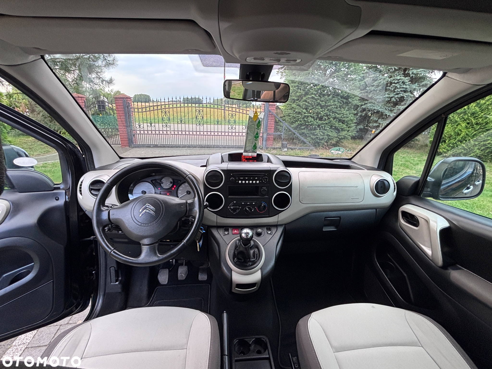 Citroën Berlingo Multispace HDi 115 FAP Selection - 8