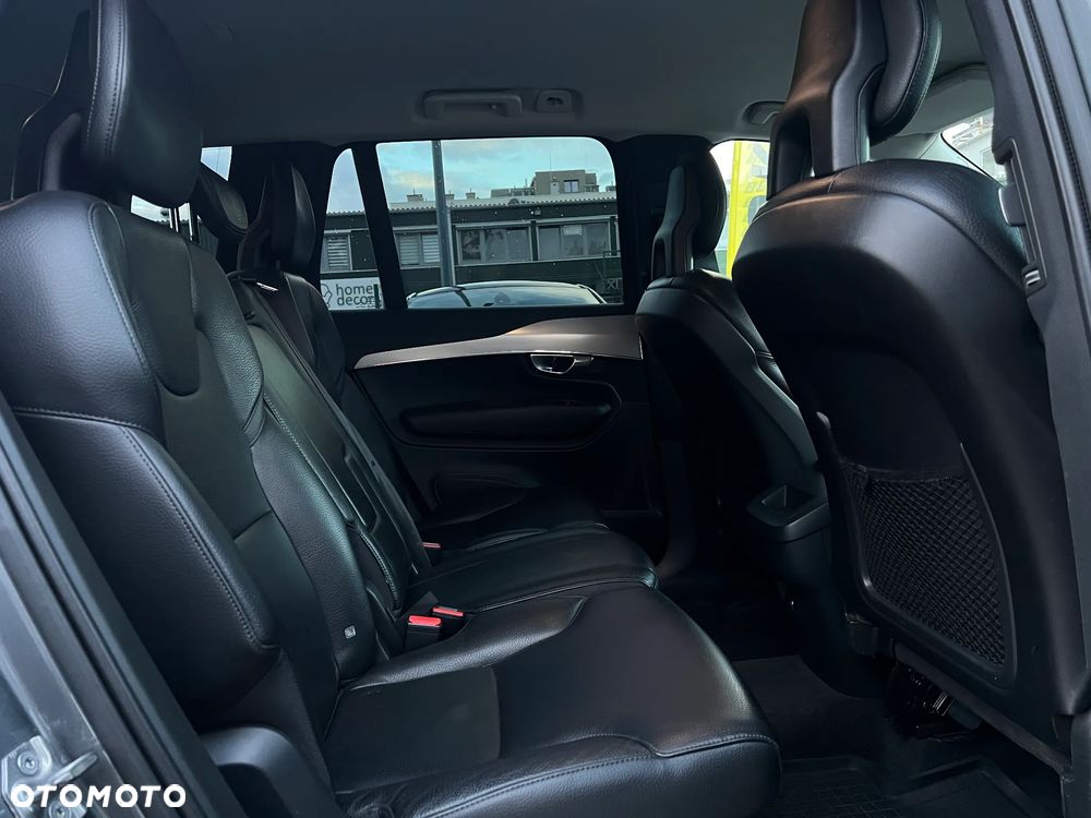 Volvo XC 90 - 27