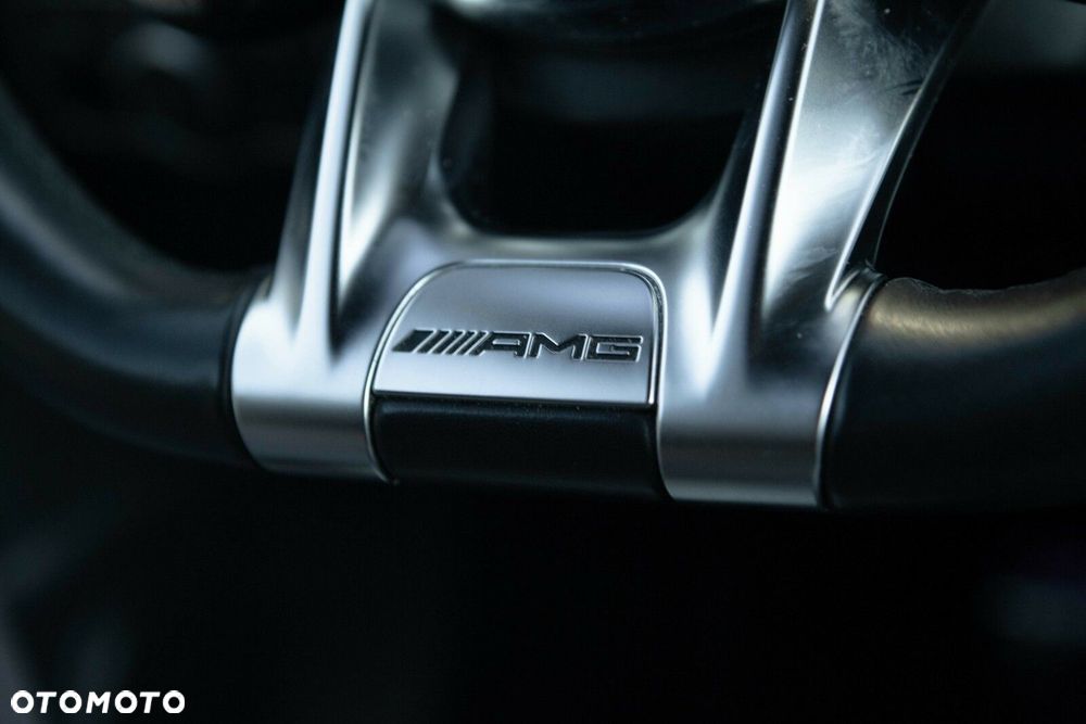 Mercedes-Benz GLA AMG 35 4-Matic - 25